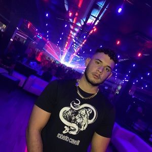 Meet your Posher, Jose vicente